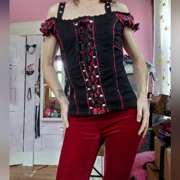 Tripp corsets! Collection post! Only 2 remain! Sev unlisted atm!!! Ask! - Picture 2 of 16